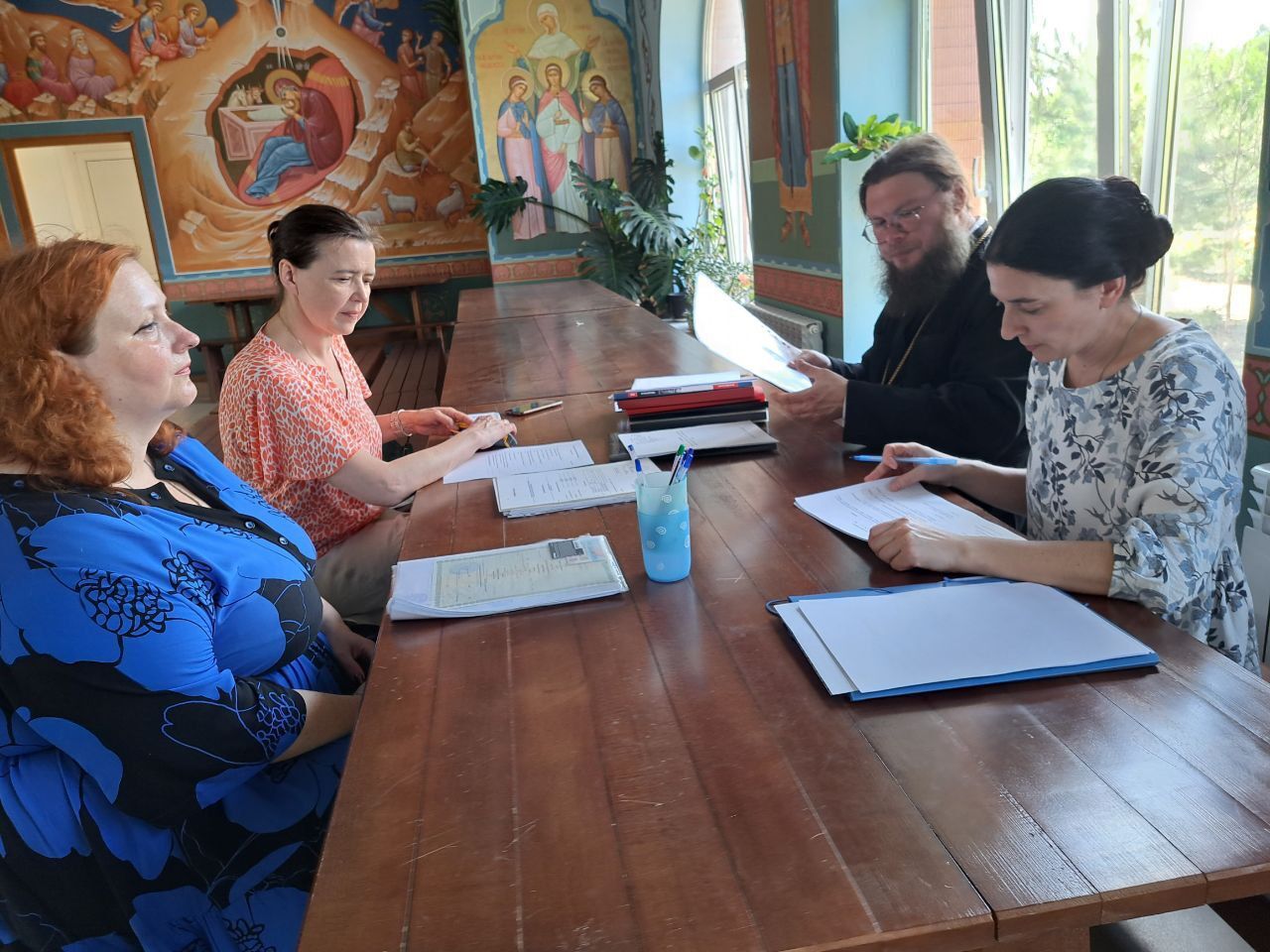 Встреча специалистов Синодального отдела по благотворительности с представителями детского приюта «Святая Параскева» Ростовской области